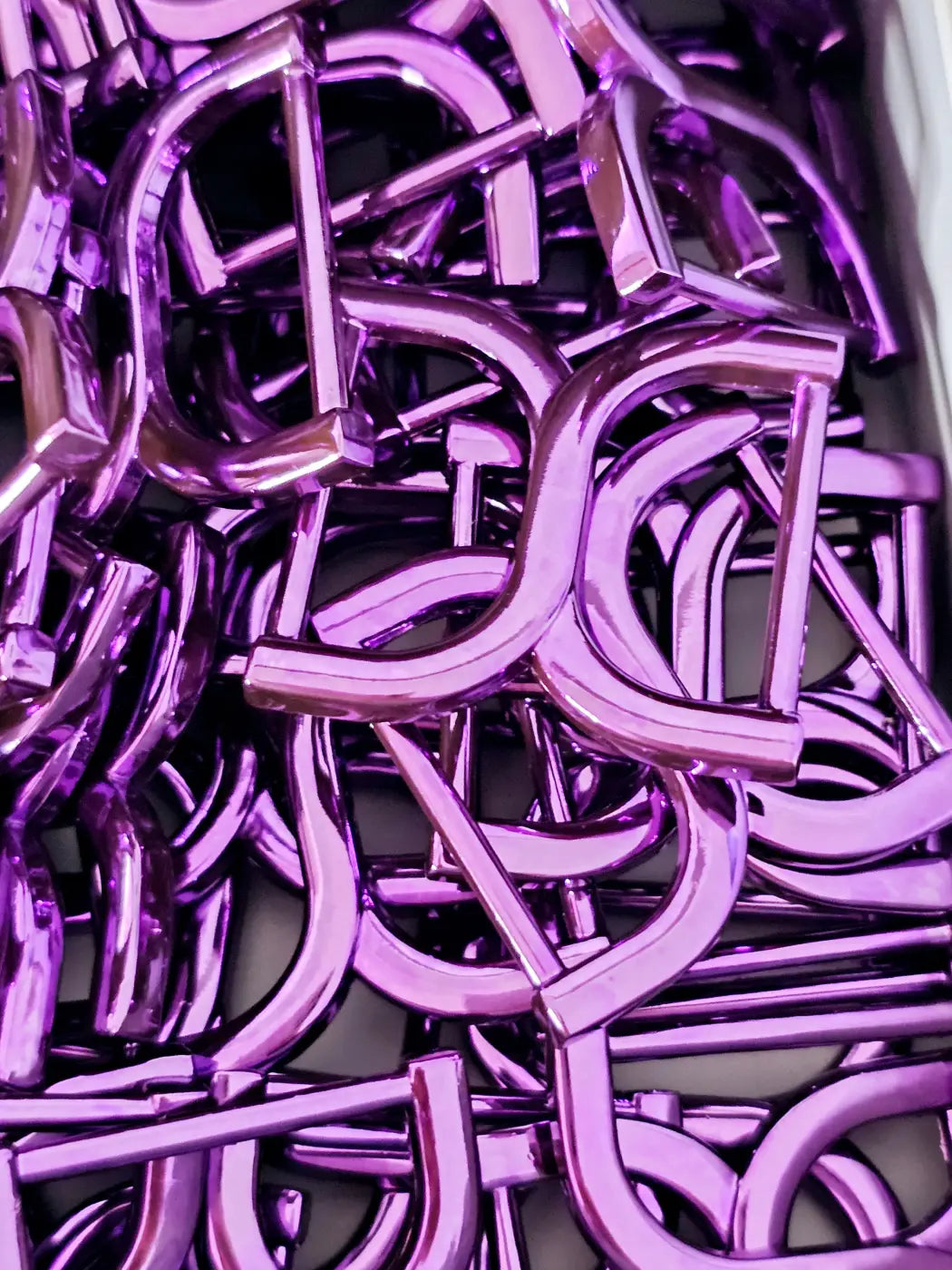 D-Ring X-Form (metallic Farben) für 25mm Gurtband Pink