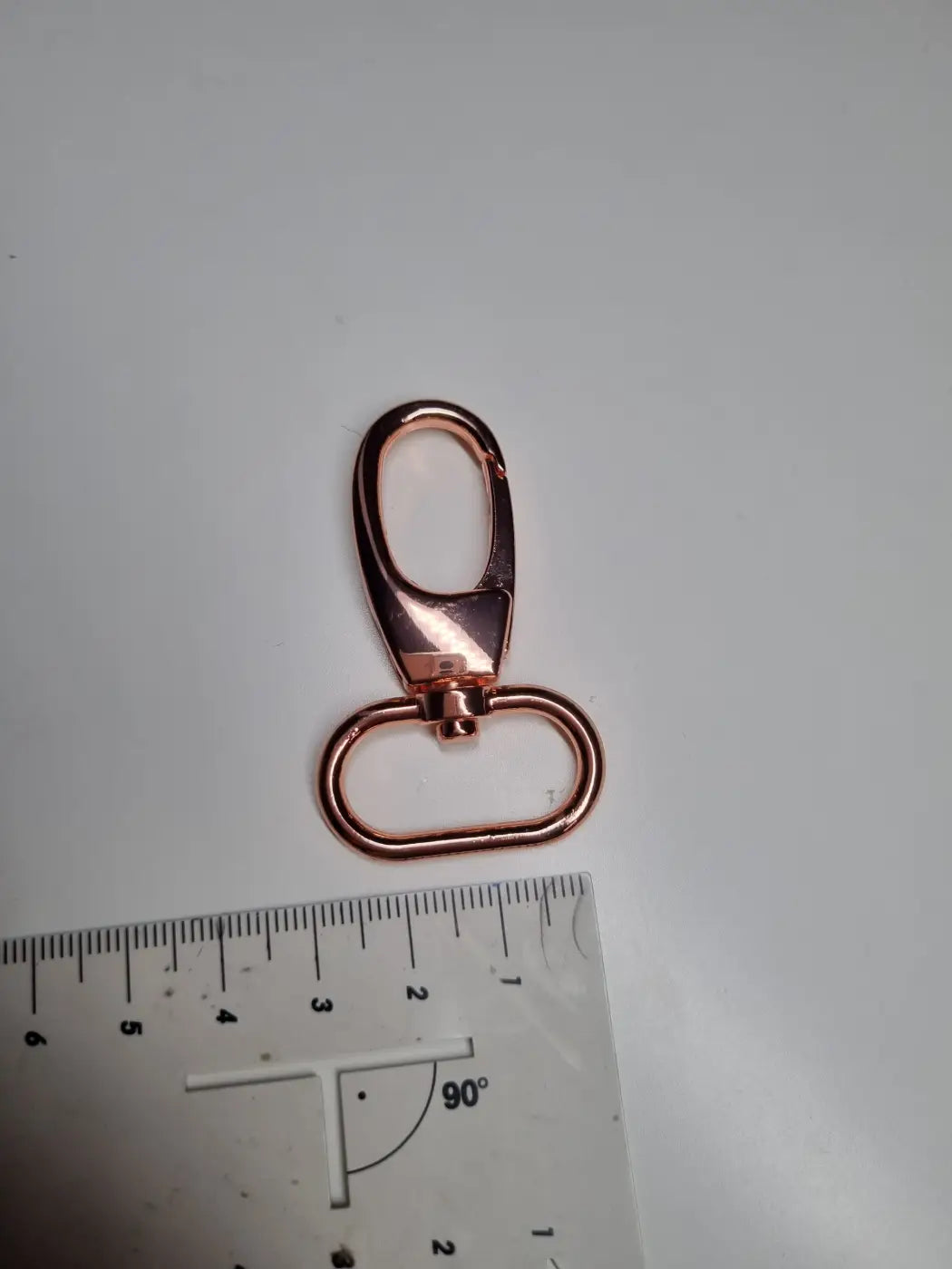 Karabiner New Art für 25mm Gurtband Roségold