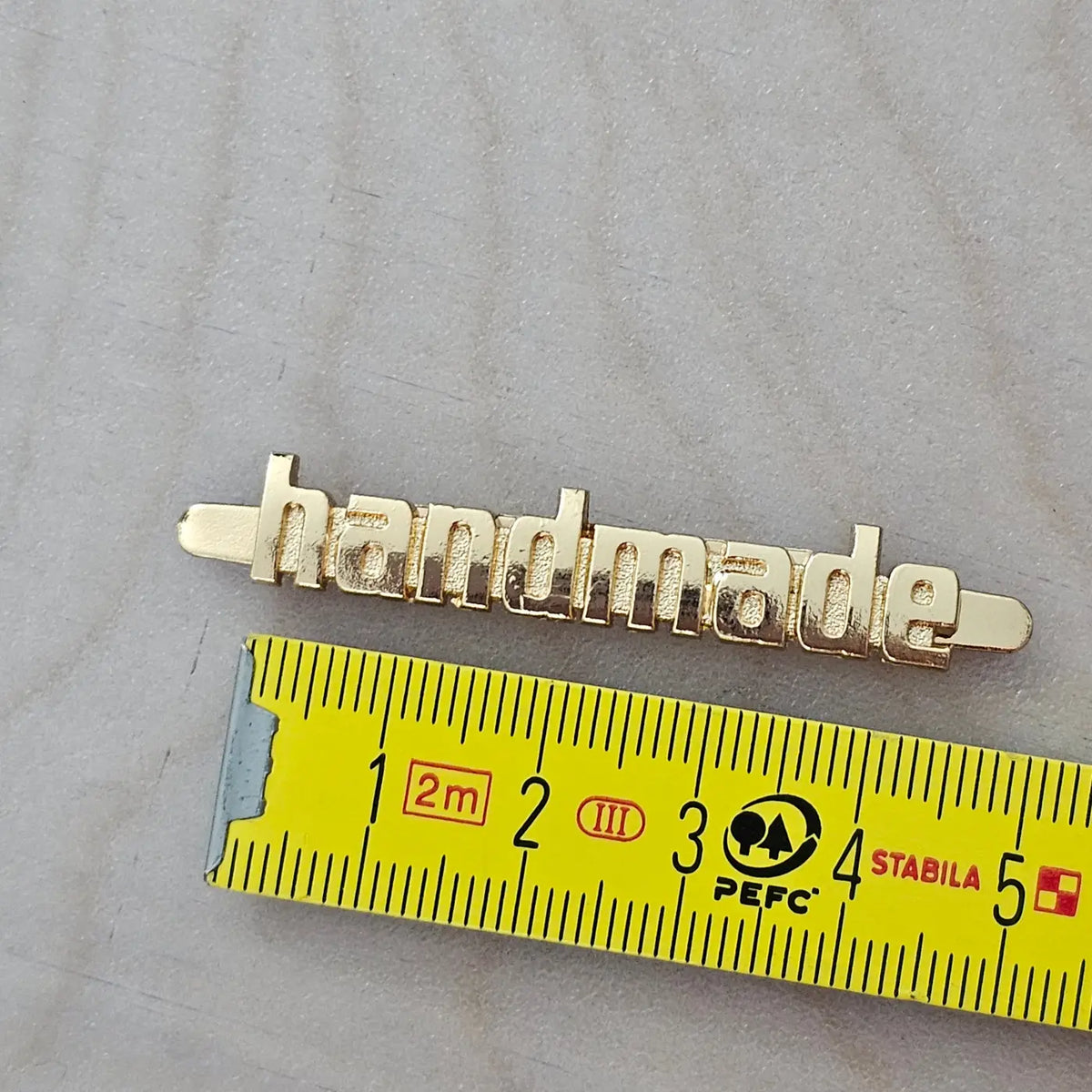 Metall Label ’Handmade’ Modern Gold