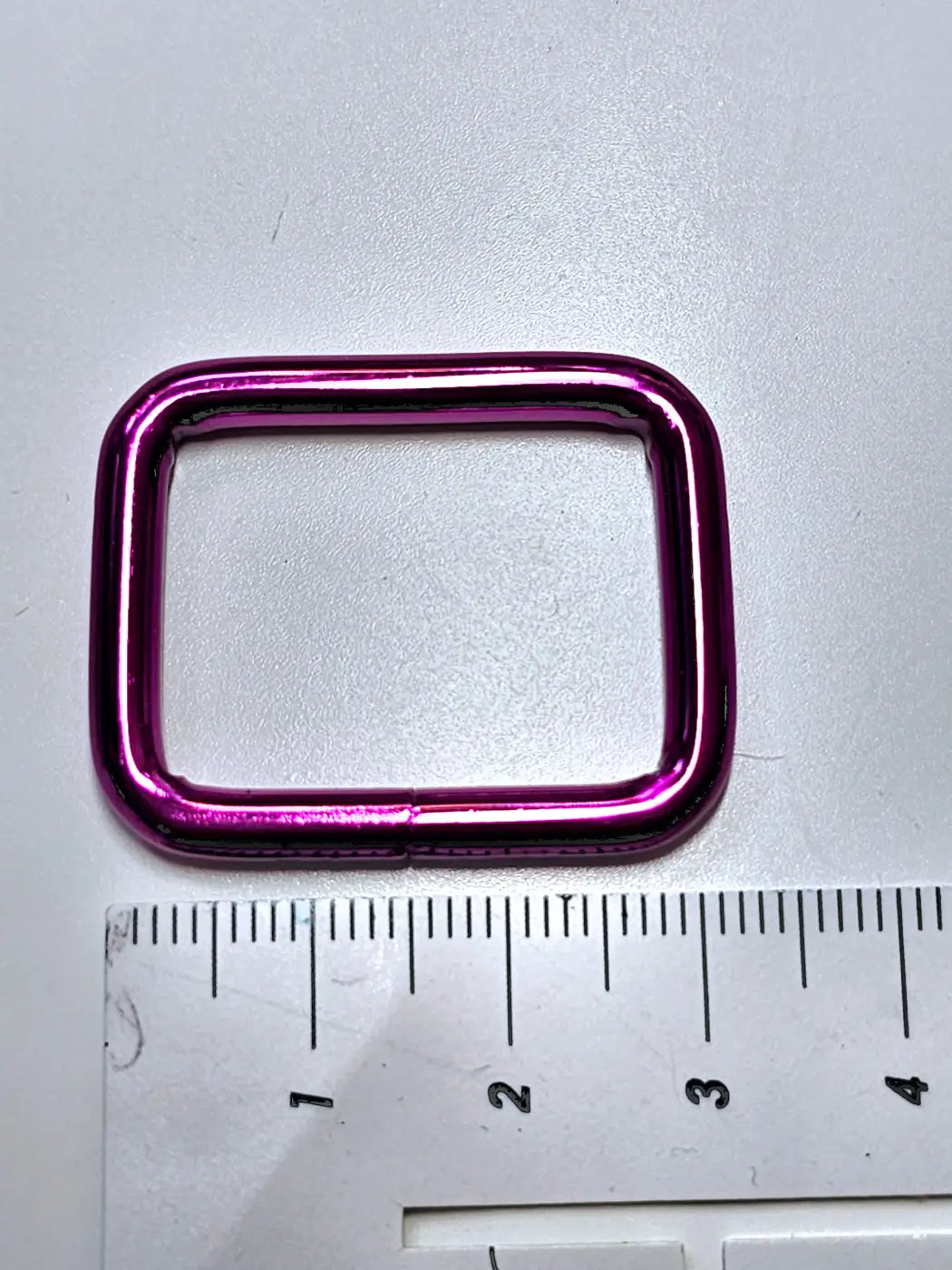 Vierkant-Ringe Metallic Colours für 25mm Gurtband Pink