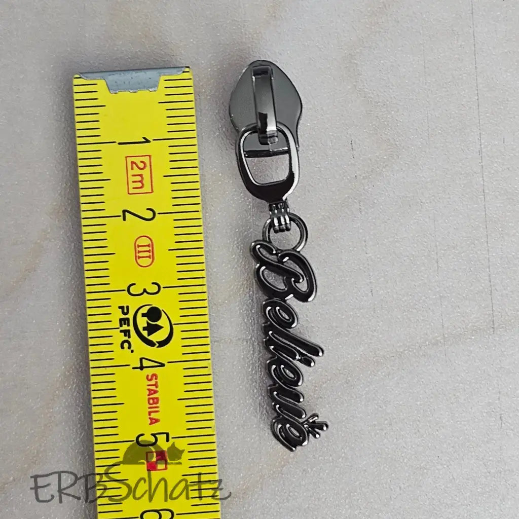 Zipper ’Believe’