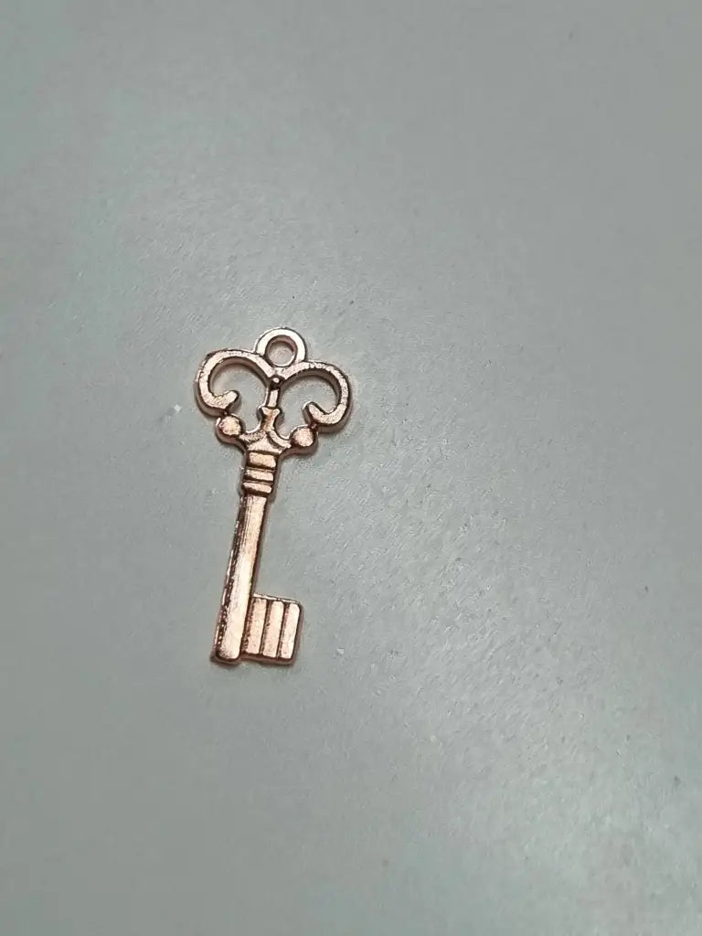 Anhänger/Charm kleiner Schlüssel