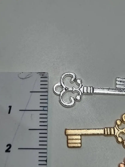 Anhänger/Charm kleiner Schlüssel