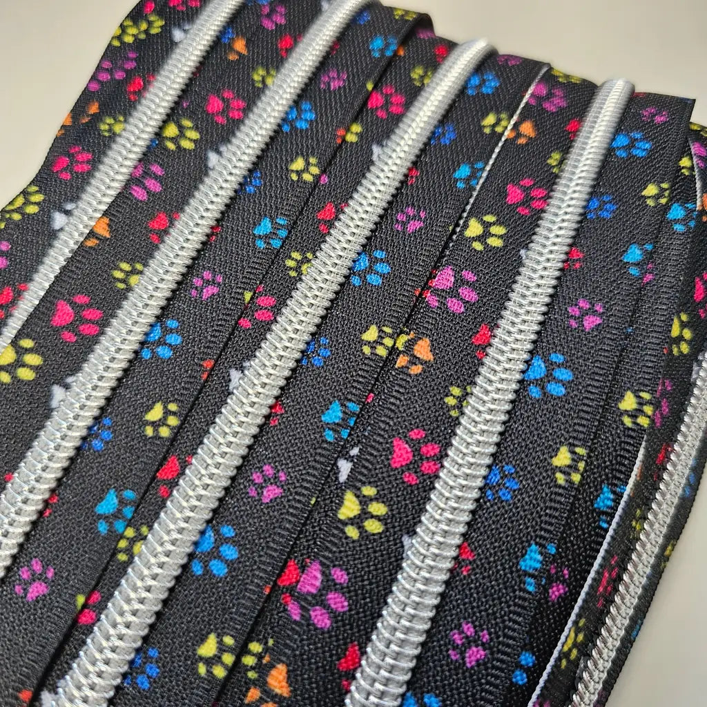 Endlosreißverschlüsse bedruckt Tier- und Blüten- Designs
