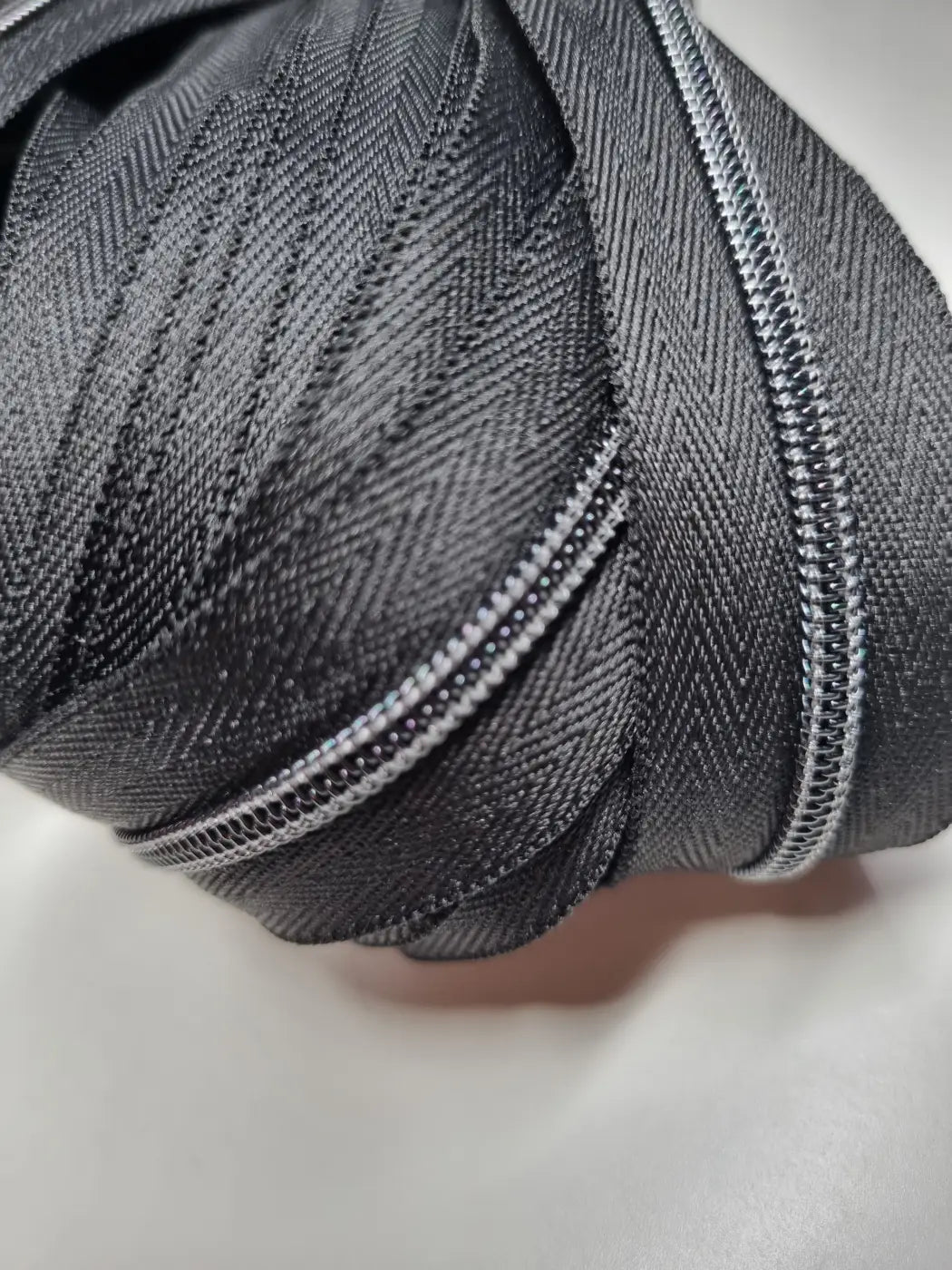 Endlosreißverschlüsse Black (Gr. 3)