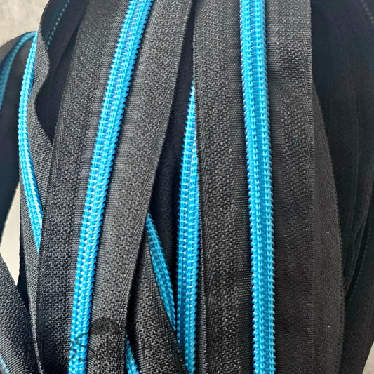 Endlosreißverschluss Schwarz | Blau matt - Gr.5