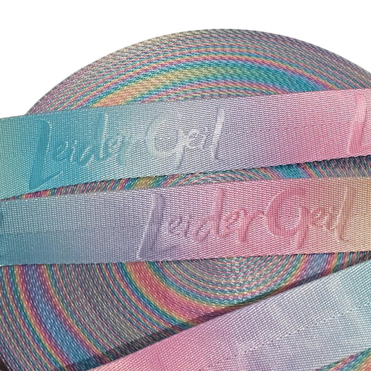 Gurtband Eigenproduktion embossed ’LeiderGeil’ | Pastell
