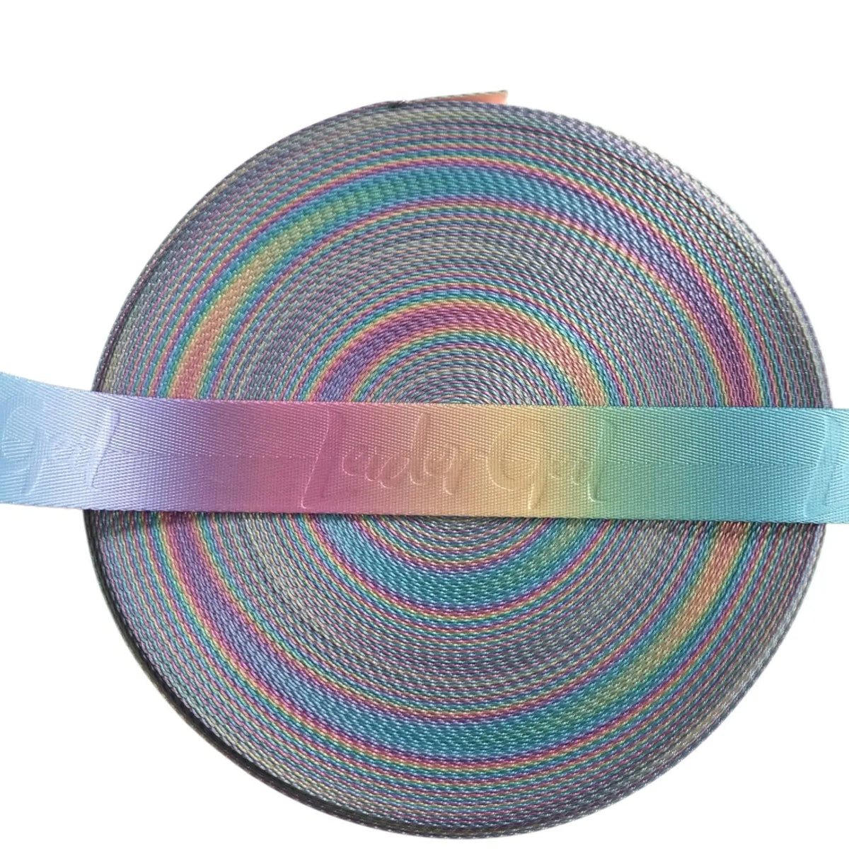 Gurtband Eigenproduktion embossed ’LeiderGeil’ | Pastell