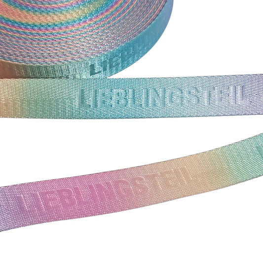 Gurtband Eigenproduktion embossed ’Lieblingsteil’ | Pastell