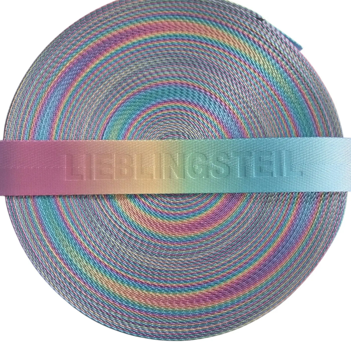 Gurtband Eigenproduktion embossed ’Lieblingsteil’ | Pastell