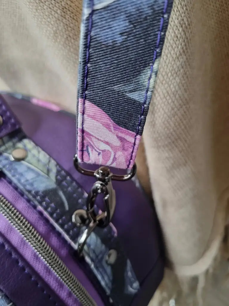 Handtasche Aubergine Rosen Bowlerbag