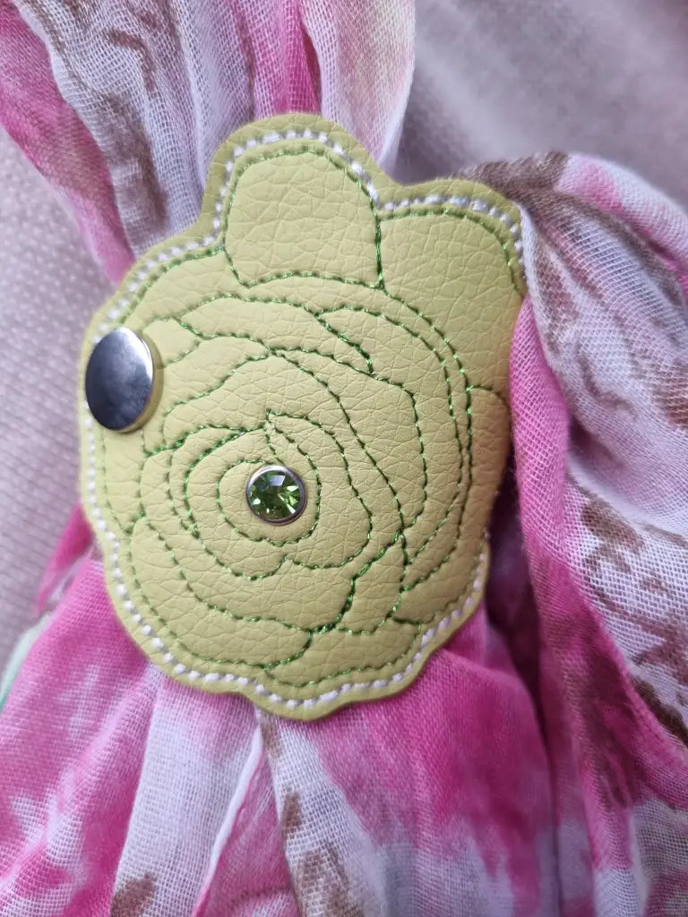 ITH Stickdatei Rose Tuchclip Erbschatz