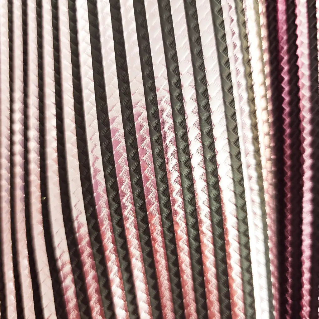 Kunstleder Braided Metallic Stripes Rollen 30 x 135 cm