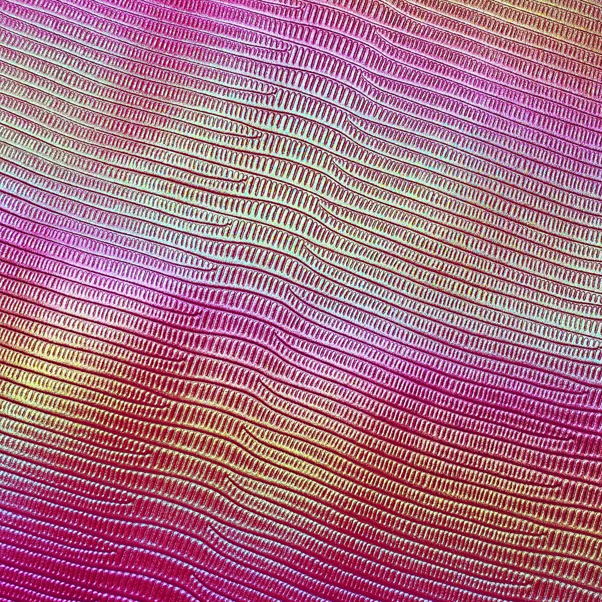 Kunstleder Holoshimmer Embossed Stripes Rollen 30 x 135 cm