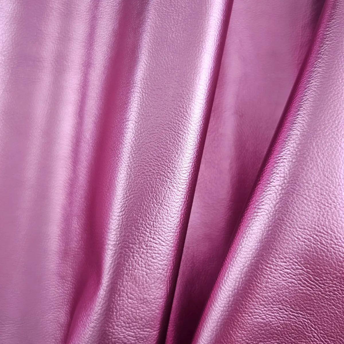 Kunstleder Metallic Smooth Rollen 30 x 135 cm