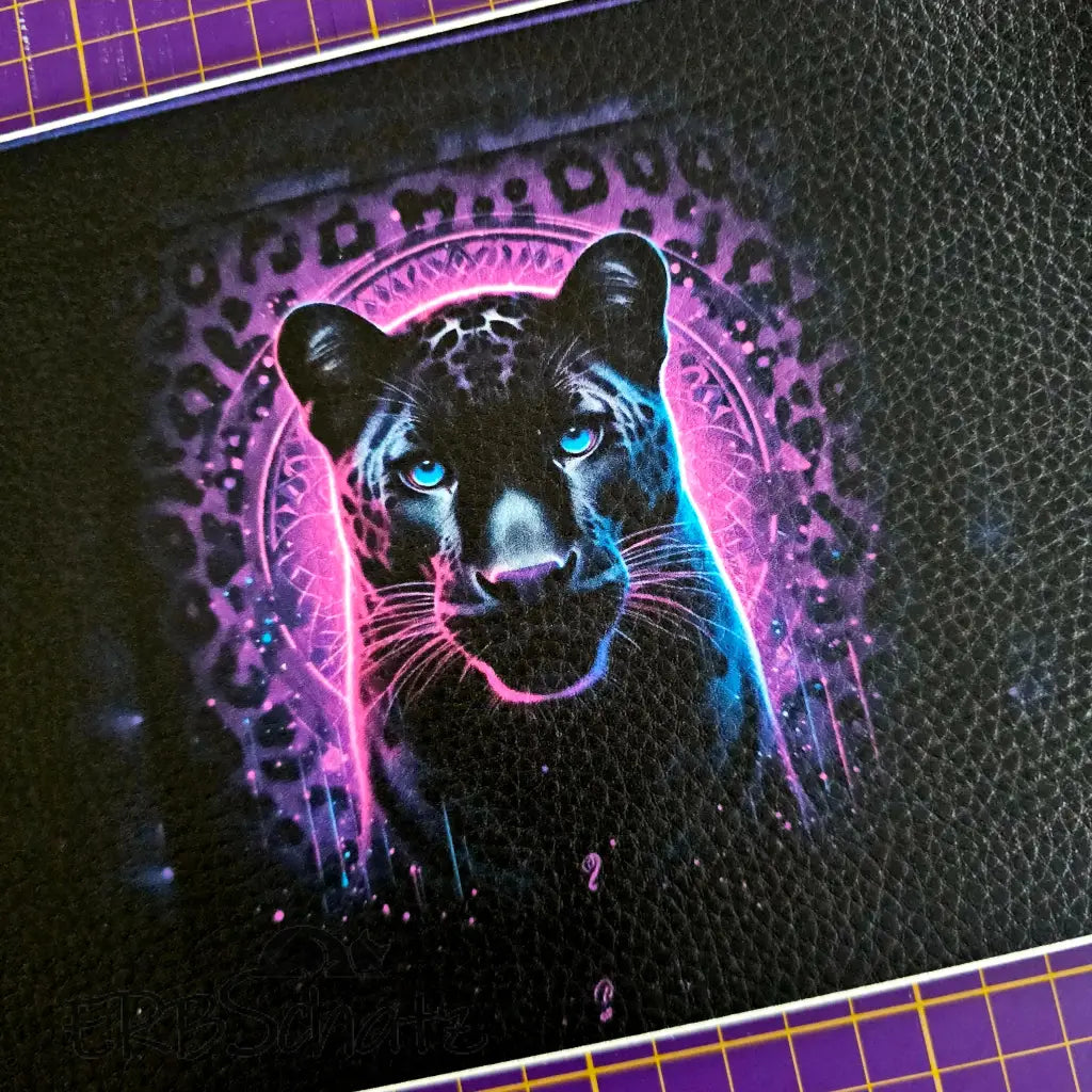 Kunstleder Portemonnaie Panel Purple Panther | 25 x 15cm PP
