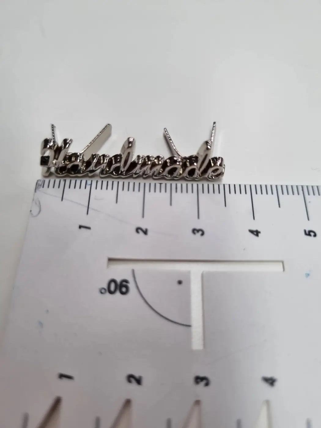 Metall Label ’Handmade’ Schreibschrift Gold