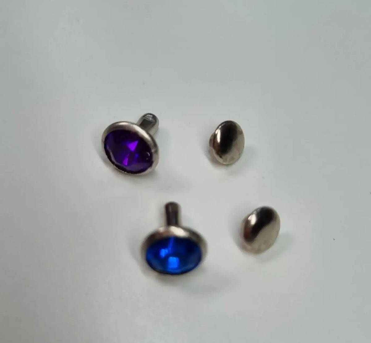 Nieten Silber mit Strassstein Blau/Lila 8x4 mm Blau