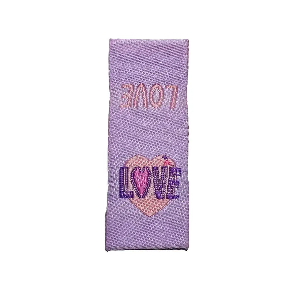 Stoff-Label ’Love’ zum Einnähen Lavendel