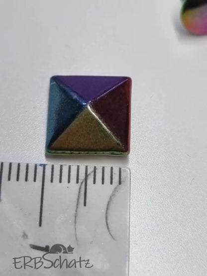Viereck Niete Pyramide Rainbow 9/10 mm - reißverschluss