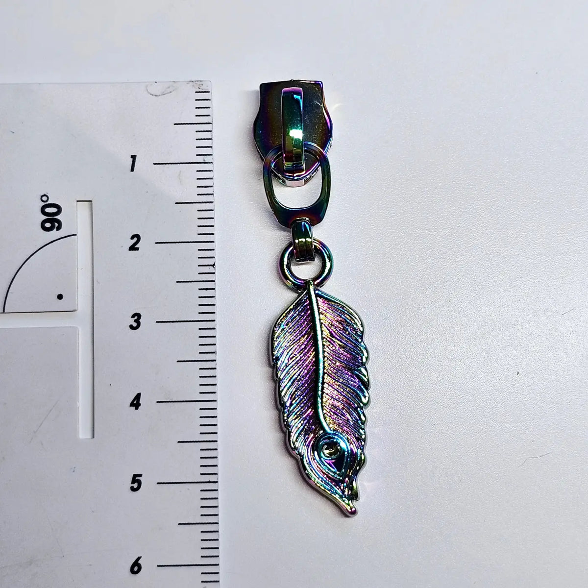 Zipper Feder Rainbow - Reißverschluss Schieber Gr.5