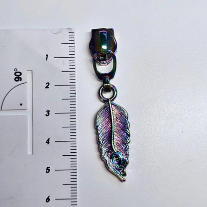 Zipper Feder Rainbow - Reißverschluss Schieber Gr.5
